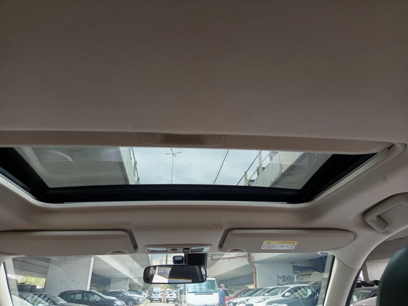 Mitsubishi Outlander 2.0 i 4 &#215; 4 PHEV, снимка 11 - Автомобили и джипове - 52478725