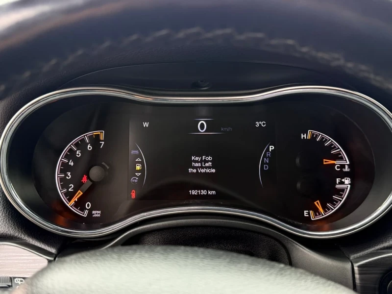 Jeep Grand cherokee * Altitude * CARFAX * БЕЗ ПЪРВОНАЧАЛНА ВНОСКА, снимка 5 - Автомобили и джипове - 52794801