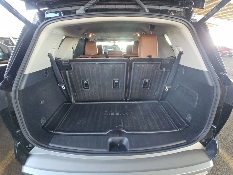 Nissan Pathfinder PLATINUM 3.5L ОБДУХВАНЕ/ПОДГРЕВИ/DISTRONIC/FULL, снимка 14 - Автомобили и джипове - 53232616