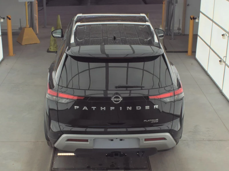 Nissan Pathfinder PLATINUM 3.5L ОБДУХВАНЕ/ПОДГРЕВИ/DISTRONIC/FULL, снимка 5 - Автомобили и джипове - 53232616