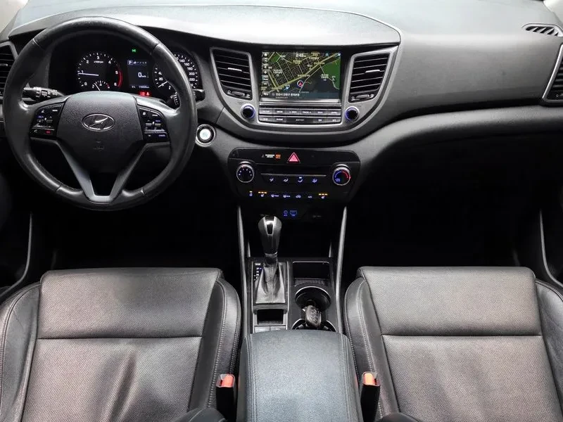 Hyundai Tucson Diesel 2.0 4Wd Style Special - изображение 7