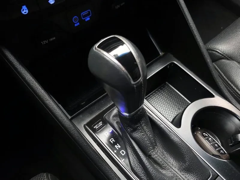 Hyundai Tucson Diesel 2.0 4Wd Style Special - изображение 9