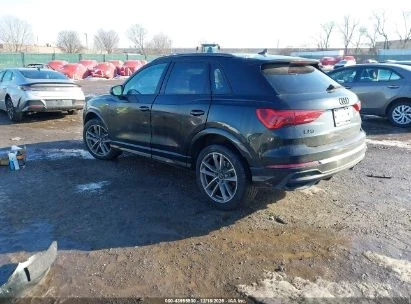 Audi Q3  PREMIUM 45 TFSI S LINE QUATTRO TIPTRONIC - изображение 3