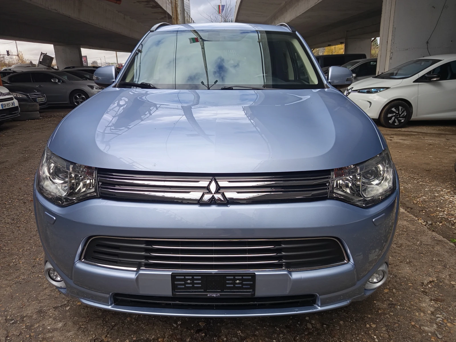 Mitsubishi Outlander 2.0 i 4 × 4 PHEV | Mobile.bg   2