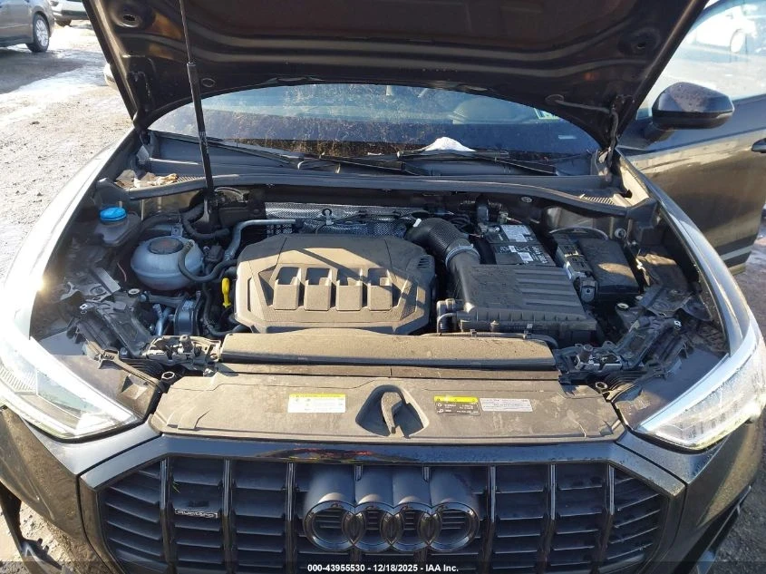 Audi Q3  PREMIUM 45 TFSI S LINE QUATTRO TIPTRONIC - изображение 8