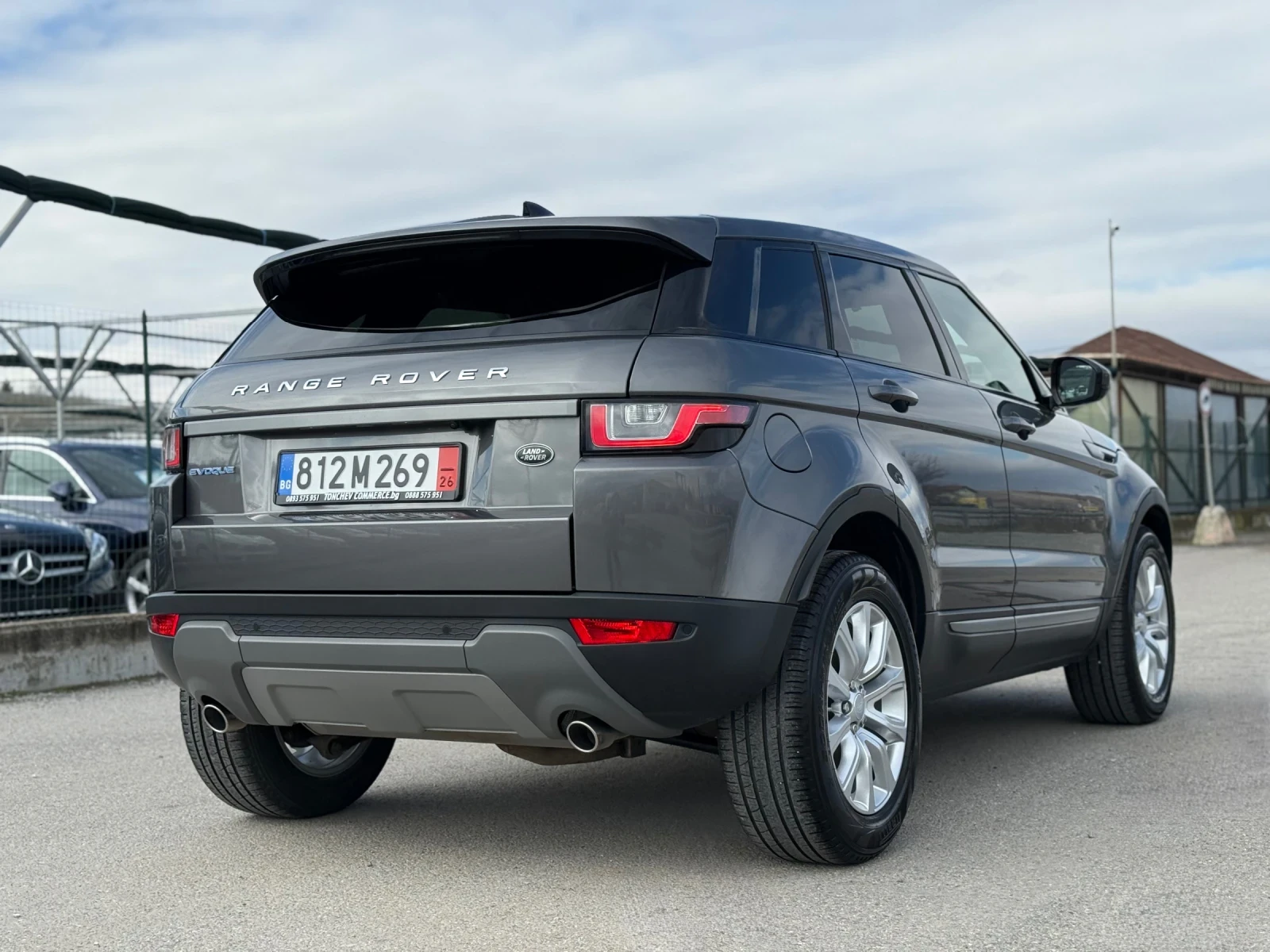 Land Rover Range Rover Evoque 2.0-d-EURO-6B-76.000km-ORIGINAL-NEW-TOP-KAMERA-NAV - изображение 6