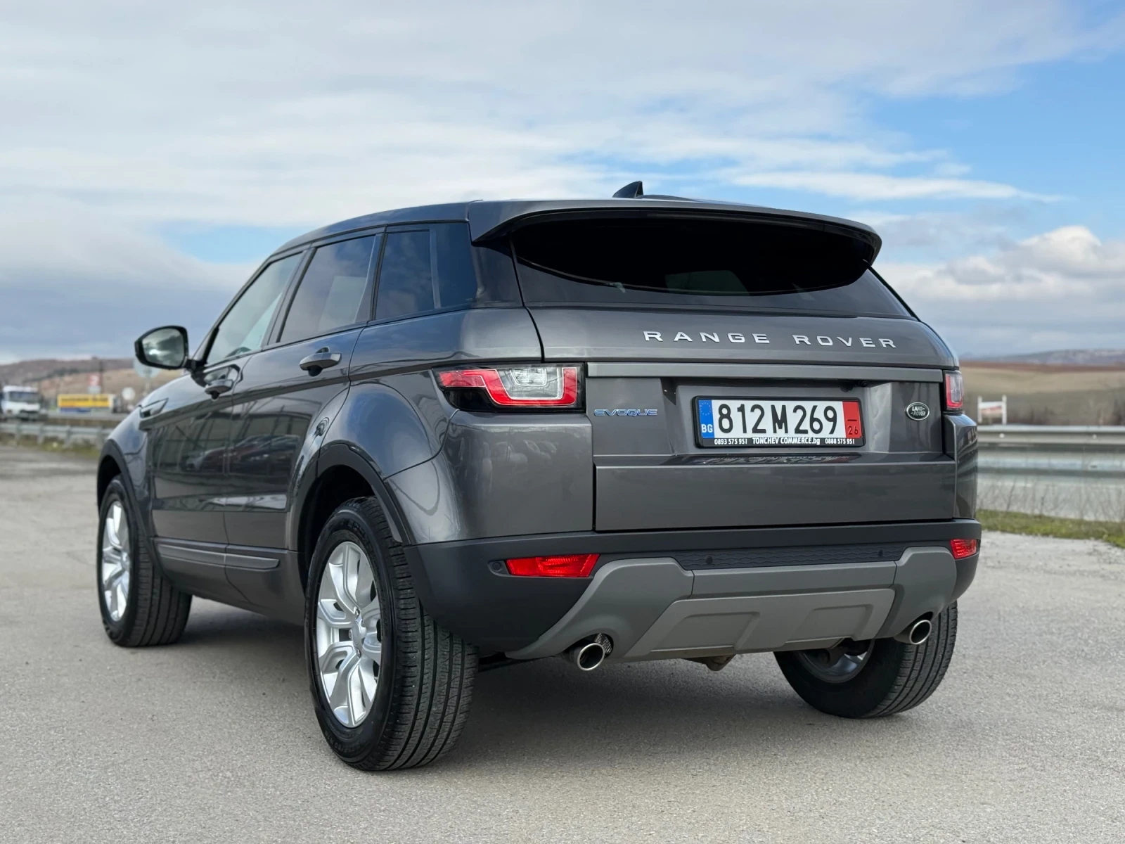 Land Rover Range Rover Evoque 2.0-d-EURO-6B-76.000km-ORIGINAL-NEW-TOP-KAMERA-NAV - изображение 4