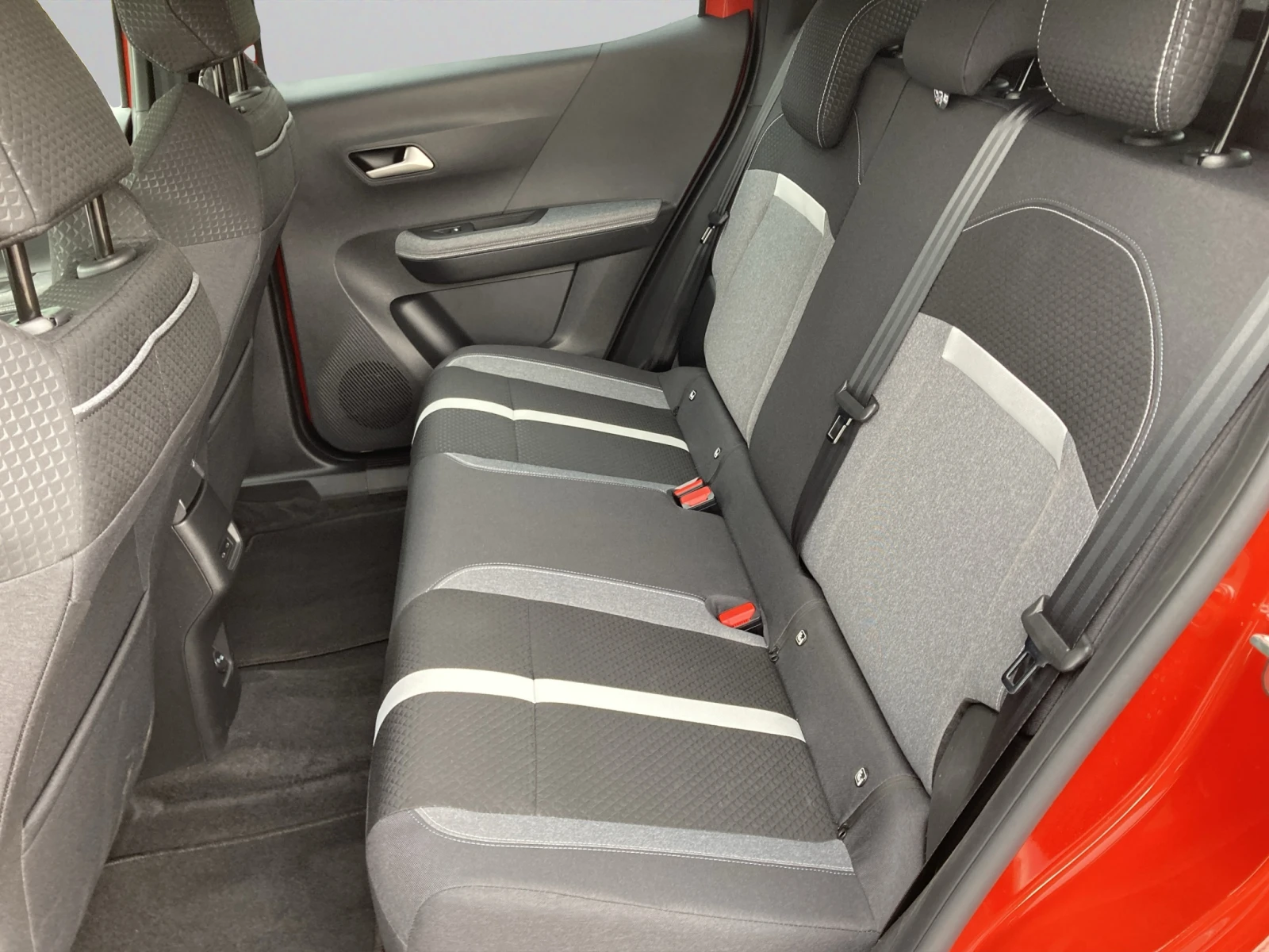 Opel Frontera GS Electric 54kW, снимка 11 - Автомобили и джипове - 54043258