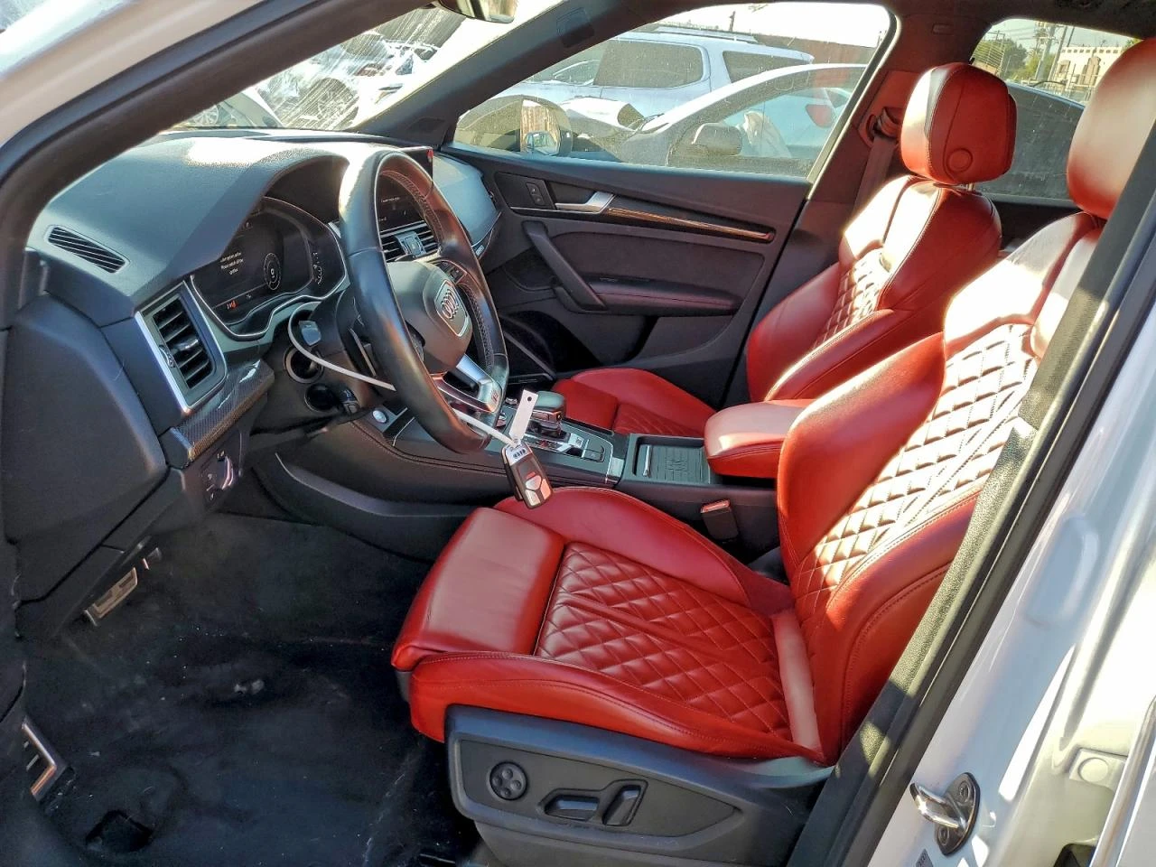 Audi SQ5 3l Premium Plus, снимка 7 - Автомобили и джипове - 54322981