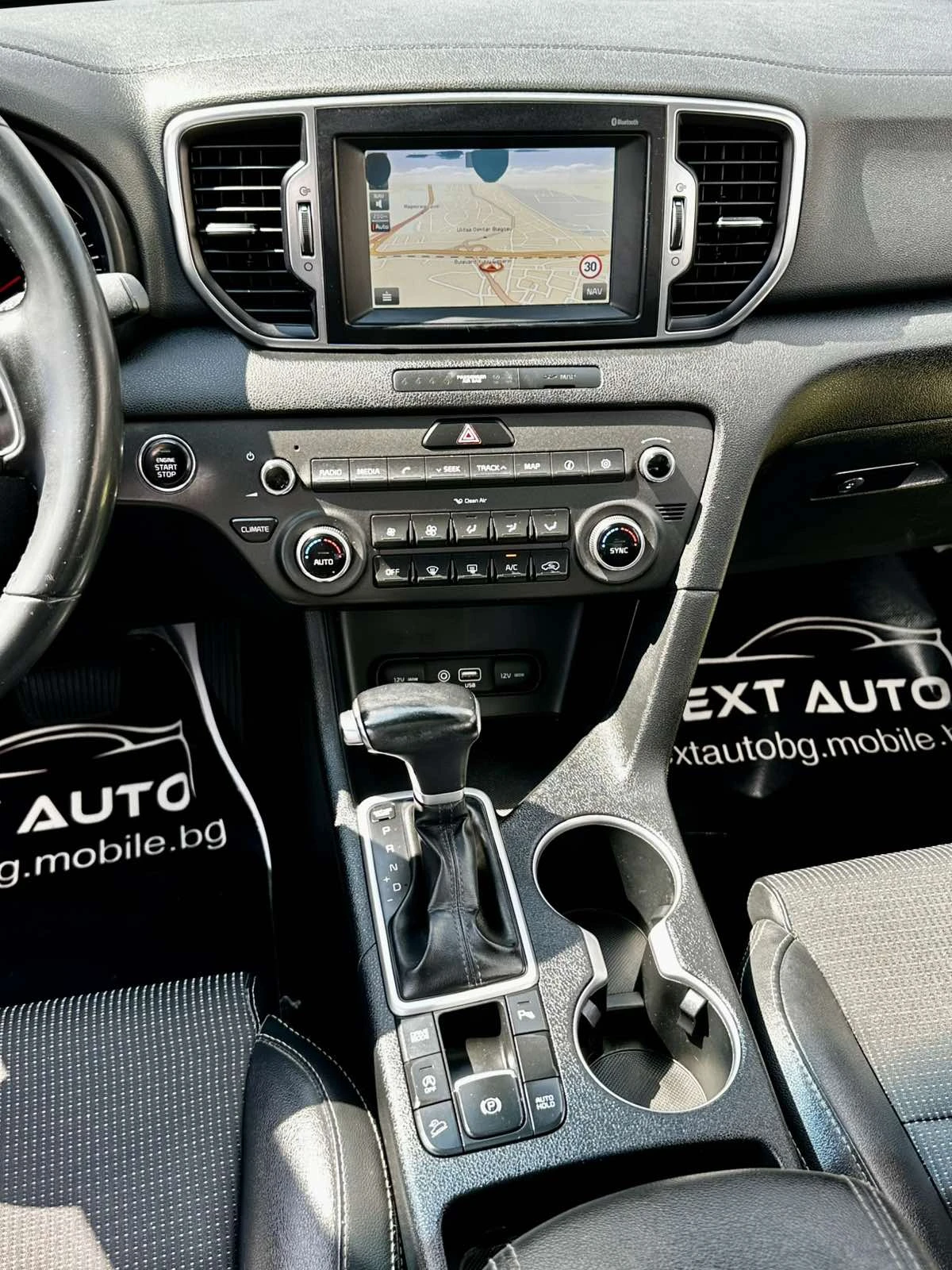 Kia Sportage 1.7CRDI 141HP E6B КОЖА НАВИ ПАНО АВТОМАТ, снимка 11 - Автомобили и джипове - 55322559