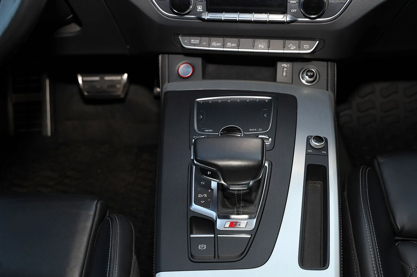 Audi SQ5 Audi SQ5 II (FY), снимка 12 - Автомобили и джипове - 55787936