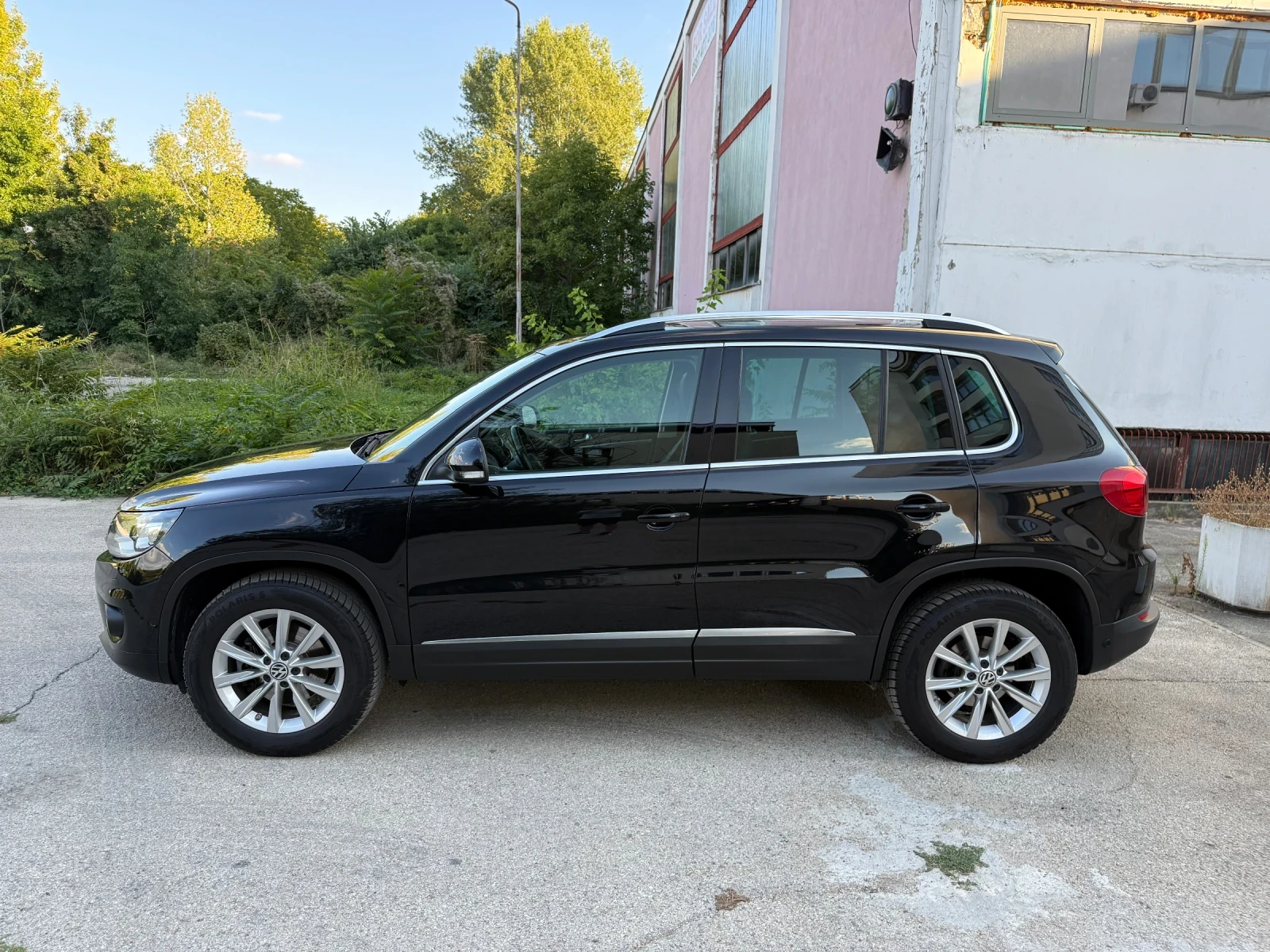 VW Tiguan 2.0 TSi / 4 MOTION / AUTOMATIC, снимка 6 - Автомобили и джипове - 56133302