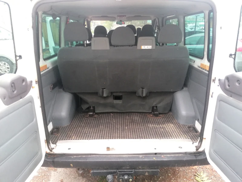Ford Transit 2.2 9места Климатик, снимка 15 - Бусове и автобуси - 51971363