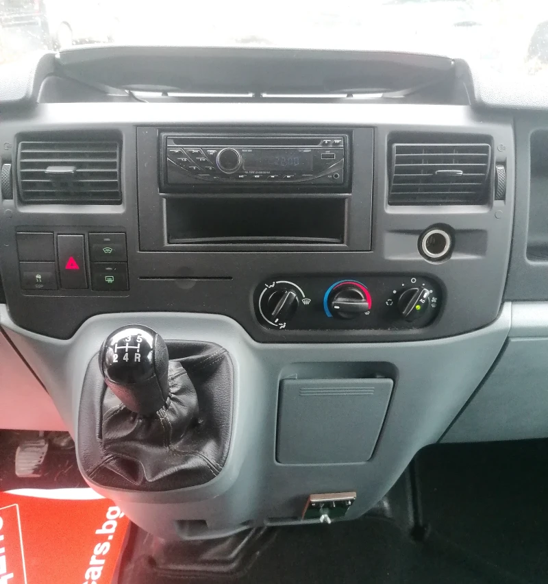 Ford Transit 2.2 9места Климатик, снимка 11 - Бусове и автобуси - 51971363