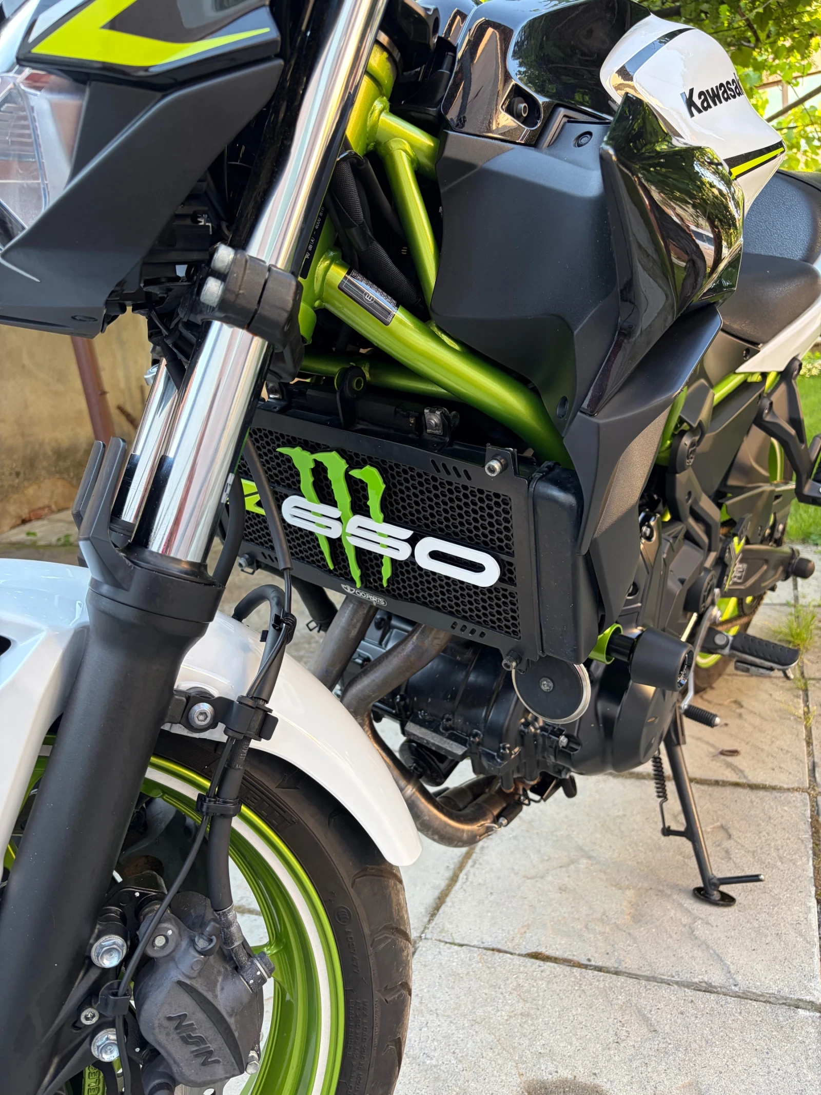 Kawasaki Z 650, снимка 7 - Мотоциклети и мототехника - 54917584