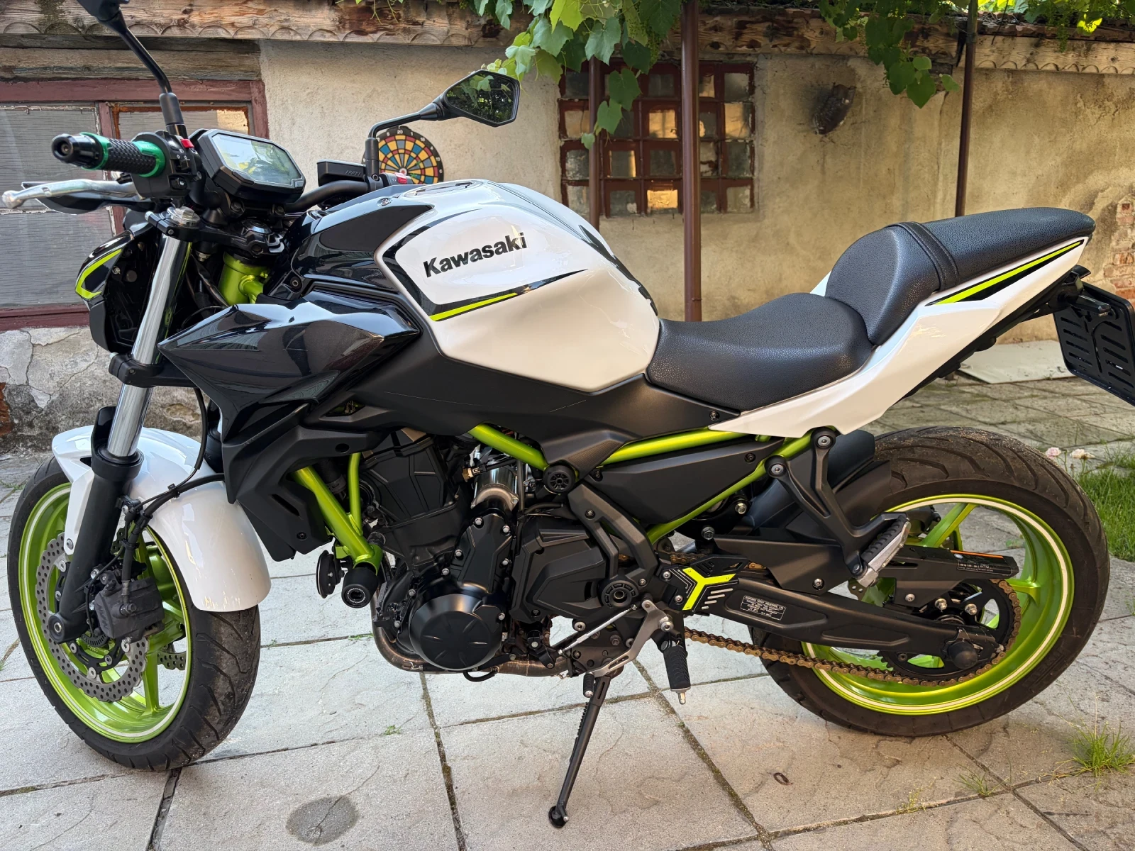Kawasaki Z 650, снимка 3 - Мотоциклети и мототехника - 54917584