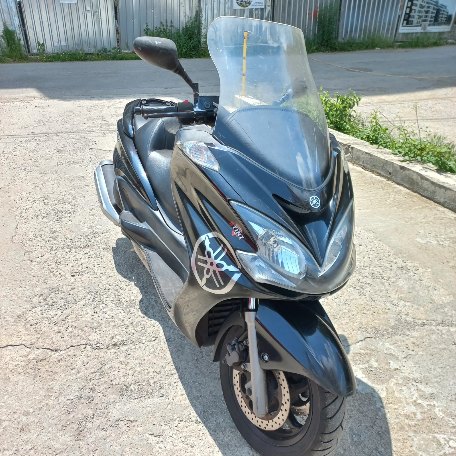 Yamaha Majesty