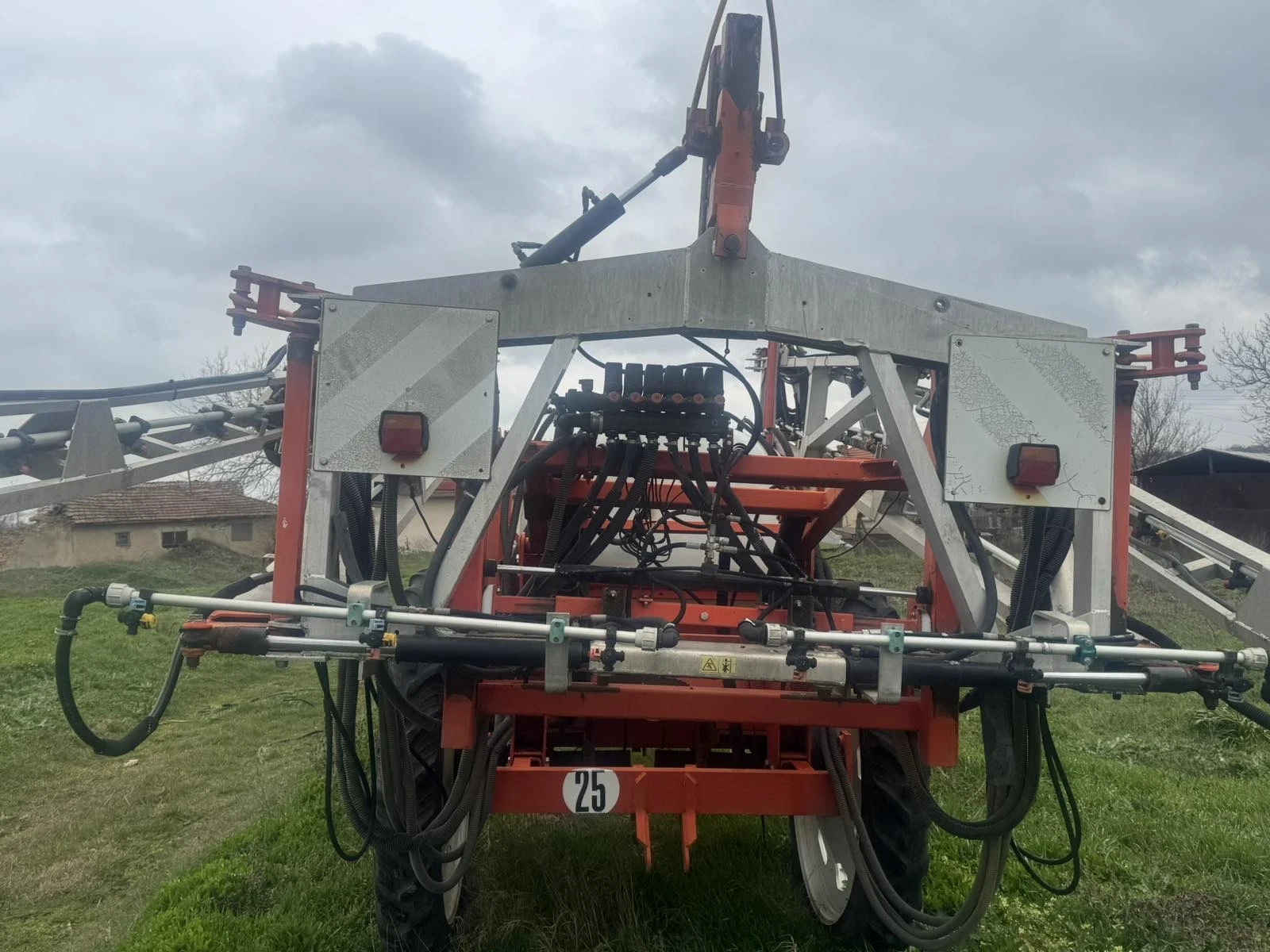 Пръскачка KUHN, снимка 6 - Селскостопанска техника - 54092334