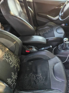 Peugeot 208 1.6 , снимка 9