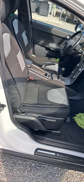 Volvo V50 1.6hdi - 3500 € / 6845.40 лв. - 30474696 12