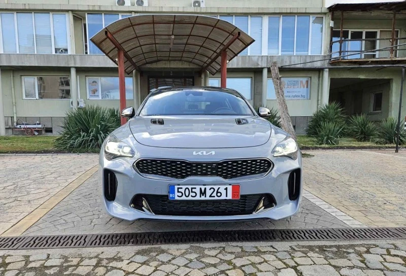 Kia Stinger 3.3T AT AWD GT, снимка 3 - Автомобили и джипове - 47671445