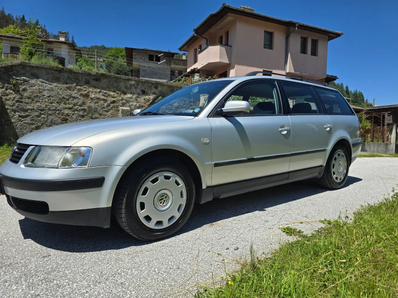 VW Passat 1.9 ТDI, Климатроник , снимка 4 - Автомобили и джипове - 47546697