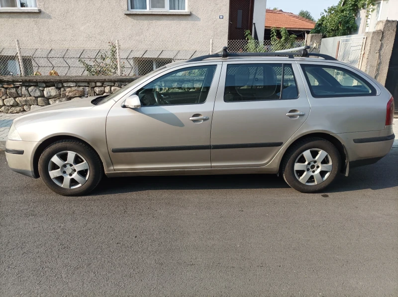 Skoda Octavia, снимка 14 - Автомобили и джипове - 47150864