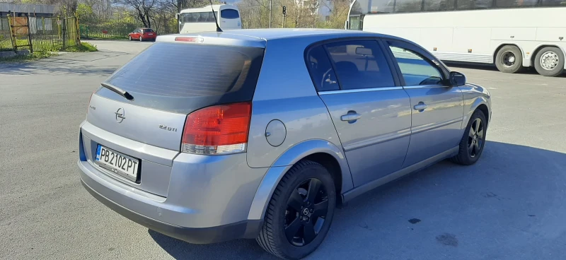 Opel Signum 2.2 DTI, снимка 4 - Автомобили и джипове - 48078342