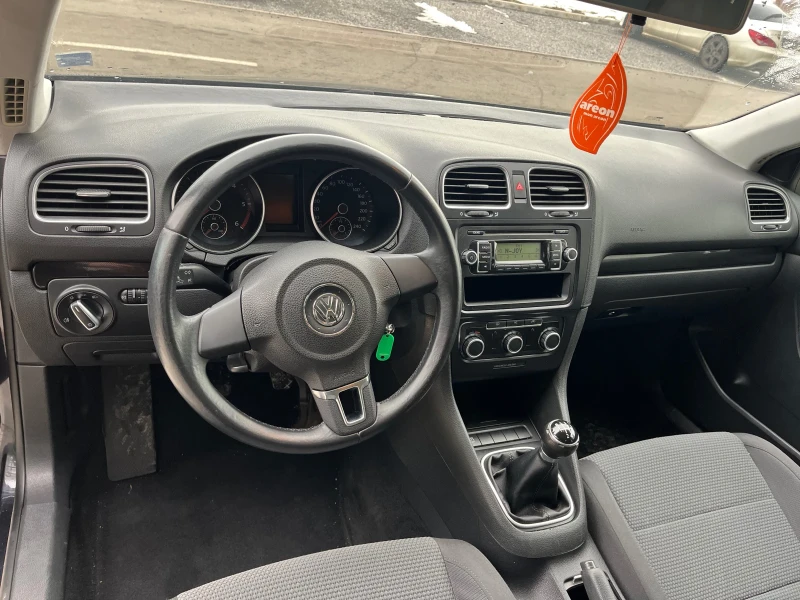 VW Golf, снимка 9 - Автомобили и джипове - 48604029