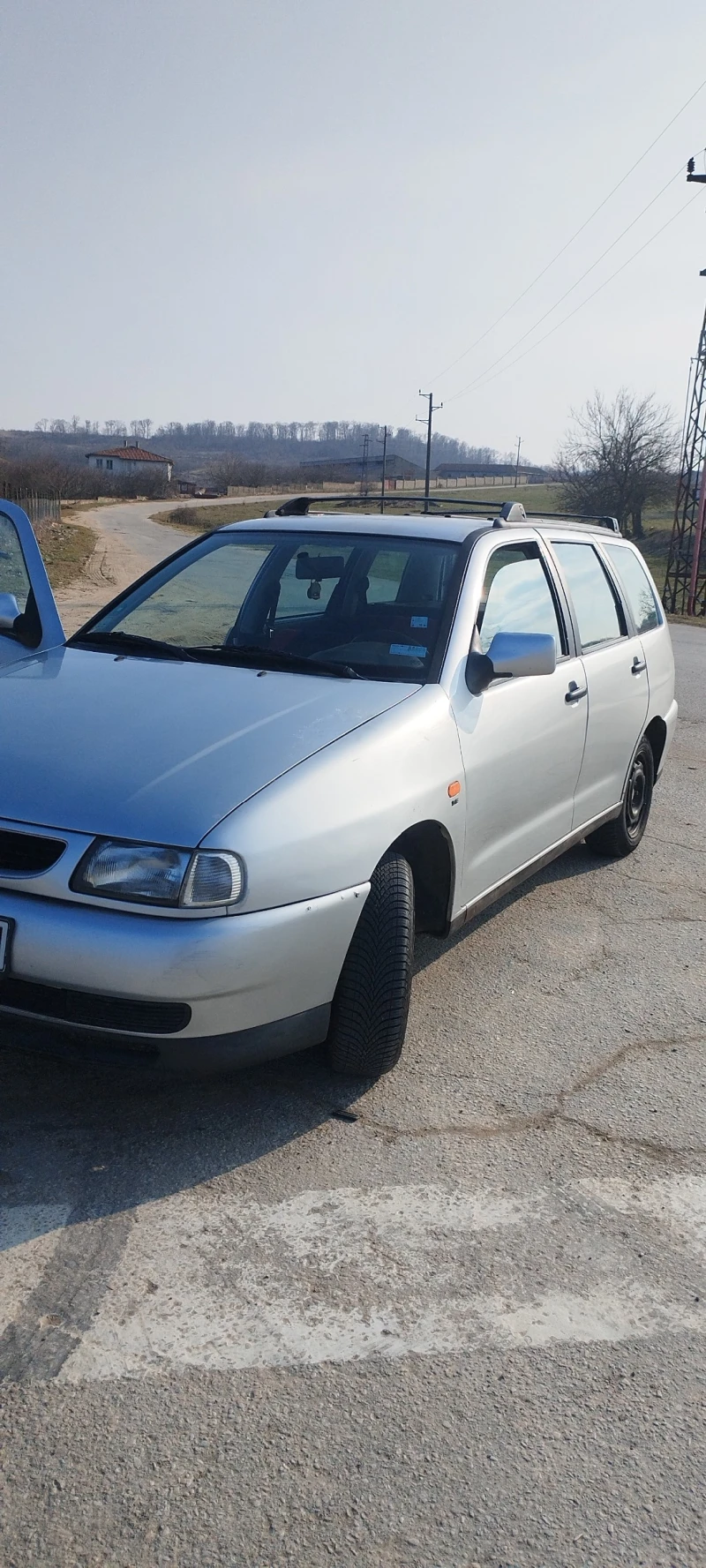 Seat Cordoba vario, снимка 2 - Автомобили и джипове - 48649483