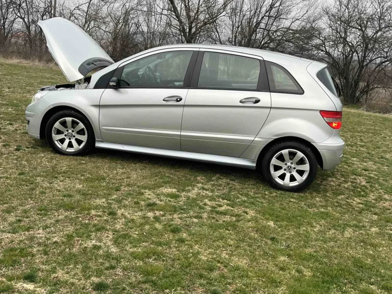 Mercedes-Benz B 180 2.0, снимка 7 - Автомобили и джипове - 48933826