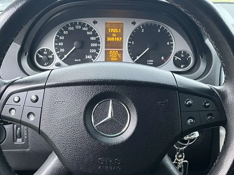 Mercedes-Benz B 180 2.0, снимка 5 - Автомобили и джипове - 48933826