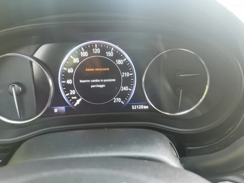 Opel Astra Комби, снимка 10 - Автомобили и джипове - 52499726