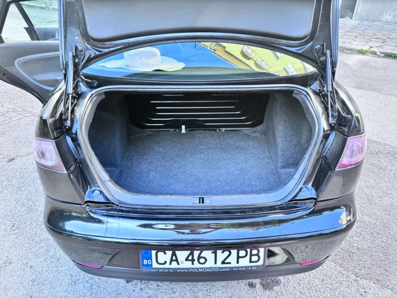 Seat Cordoba, снимка 12 - Автомобили и джипове - 52403676