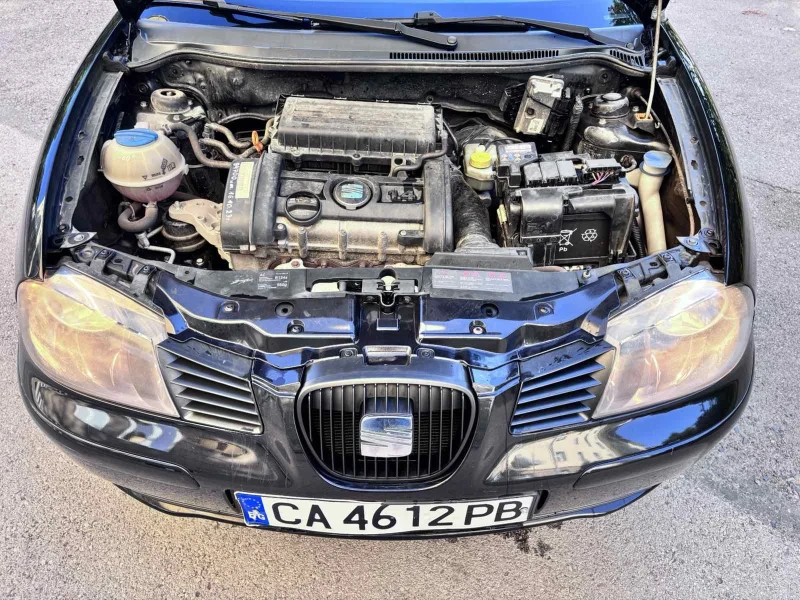 Seat Cordoba, снимка 13 - Автомобили и джипове - 52403676