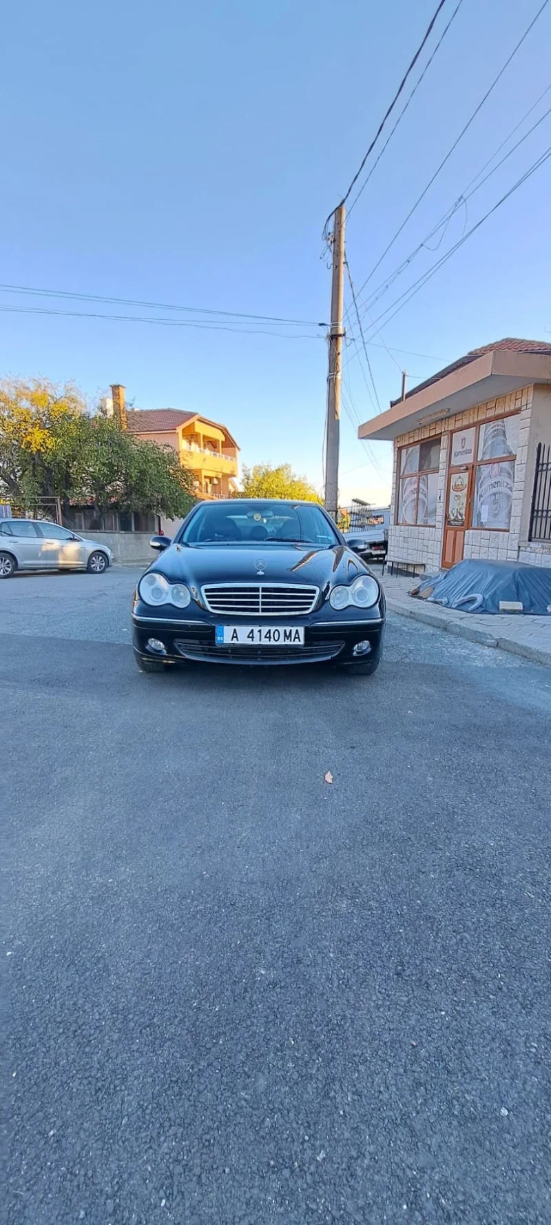 Mercedes-Benz C 200, снимка 3 - Автомобили и джипове - 52457369