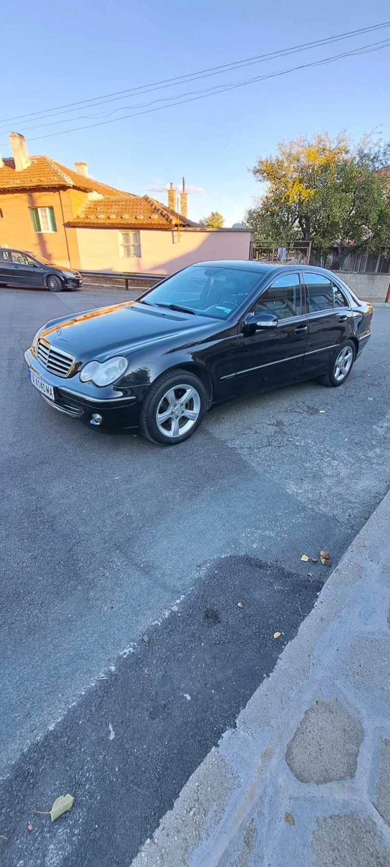 Mercedes-Benz C 200, снимка 2 - Автомобили и джипове - 52457369