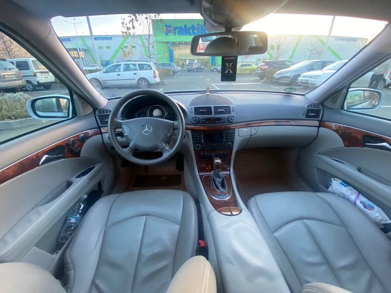 Mercedes-Benz E 200 2, 0 автомат нова газова уредба 10/100 газ, снимка 8 - Автомобили и джипове - 52831243