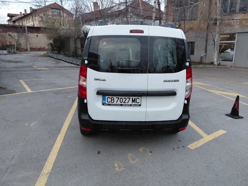 Dacia Dokker 1.6 ФАБРИЧНА ГАЗ / БЕНЗИН , снимка 5 - Автомобили и джипове - 53125743
