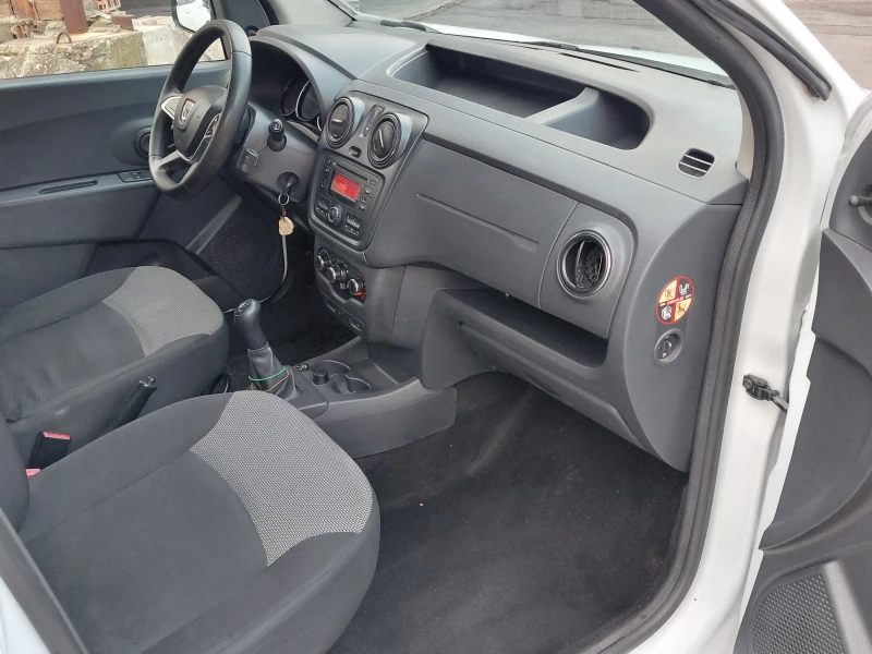 Dacia Dokker 1.6 ФАБРИЧНА ГАЗ / БЕНЗИН , снимка 9 - Автомобили и джипове - 53125743