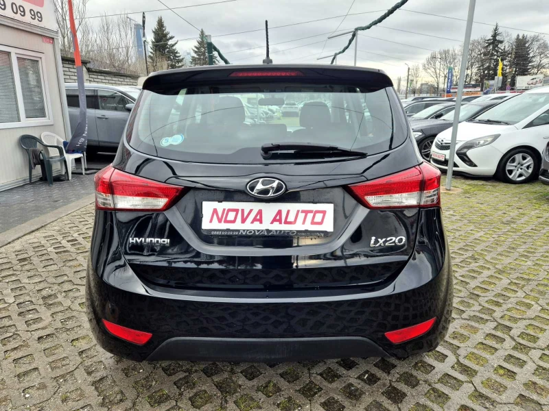 Hyundai Ix20 1.4i-168000км, снимка 3 - Автомобили и джипове - 53280649