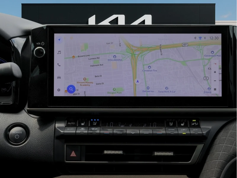 Toyota Camry XLE Hybrid AWD| Leather | Ventilated Seat | Pano R, снимка 13 - Автомобили и джипове - 53459669