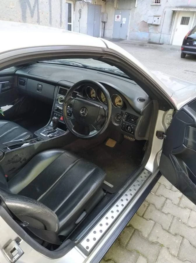 Mercedes-Benz SLK 230, снимка 14 - Автомобили и джипове - 48140171