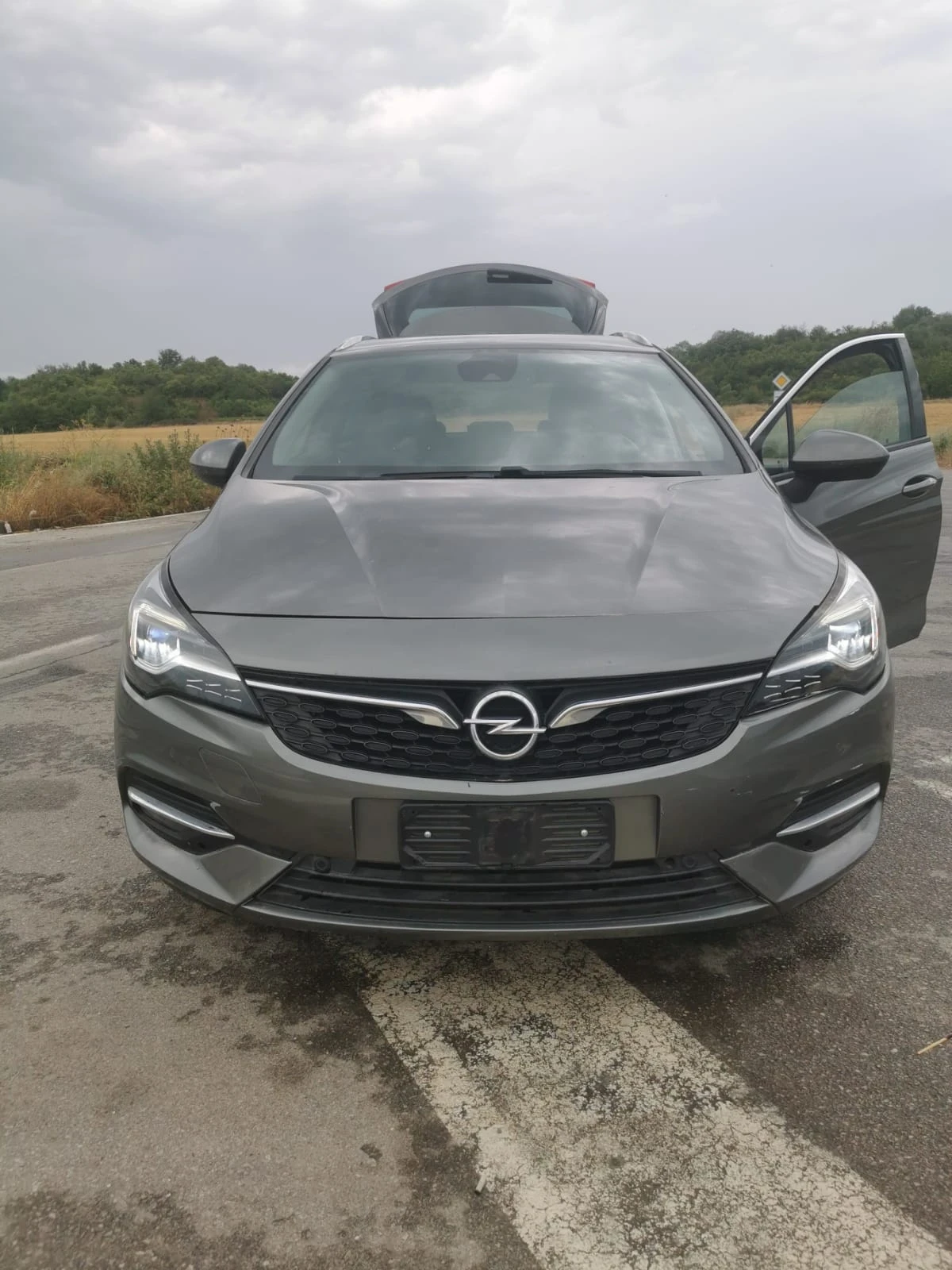 Opel Astra Комби, снимка 1