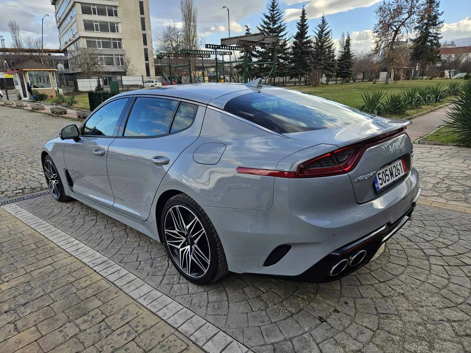 Kia Stinger 3.3T AT AWD GT - изображение 5