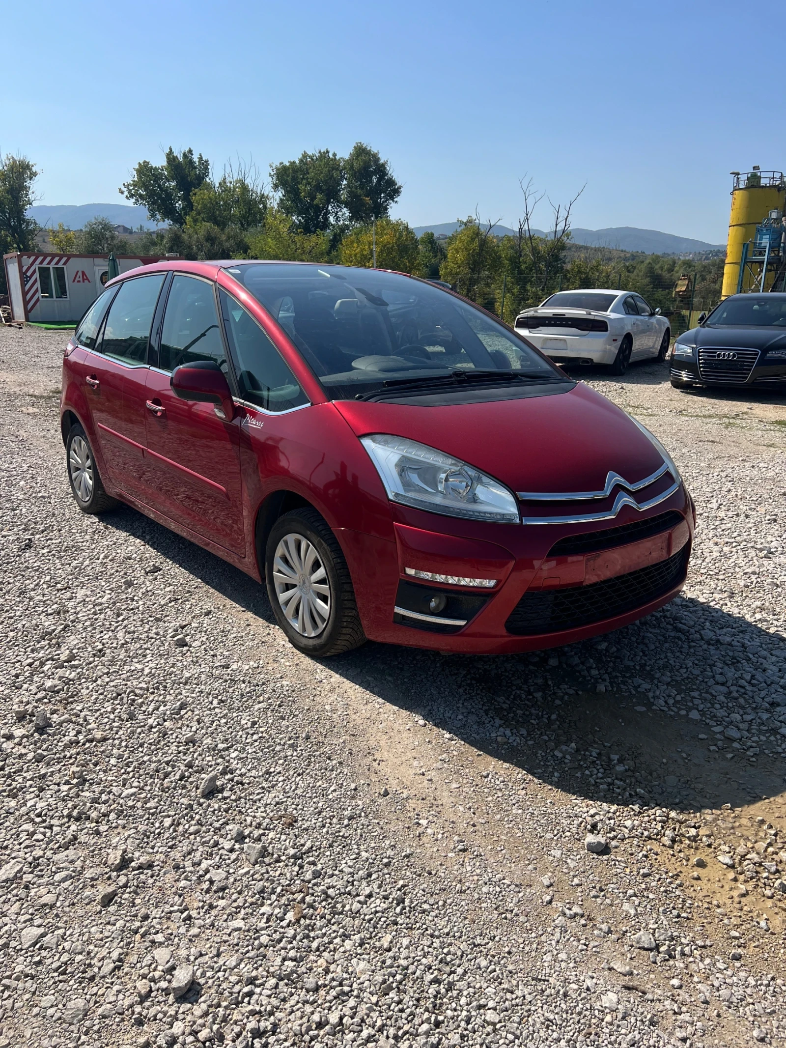 Citroen C4 Picasso 1.6 e-HDI - изображение 2