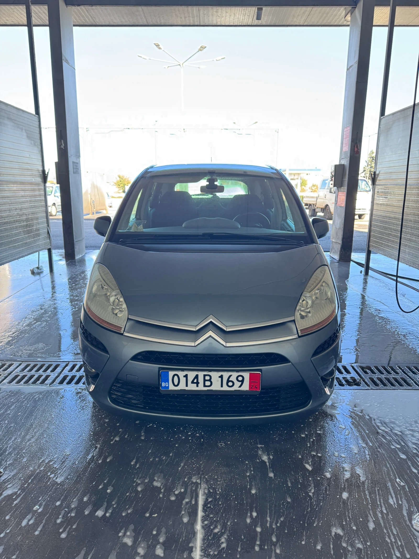 Citroen C4 Picasso 1.6 HDi - изображение 3