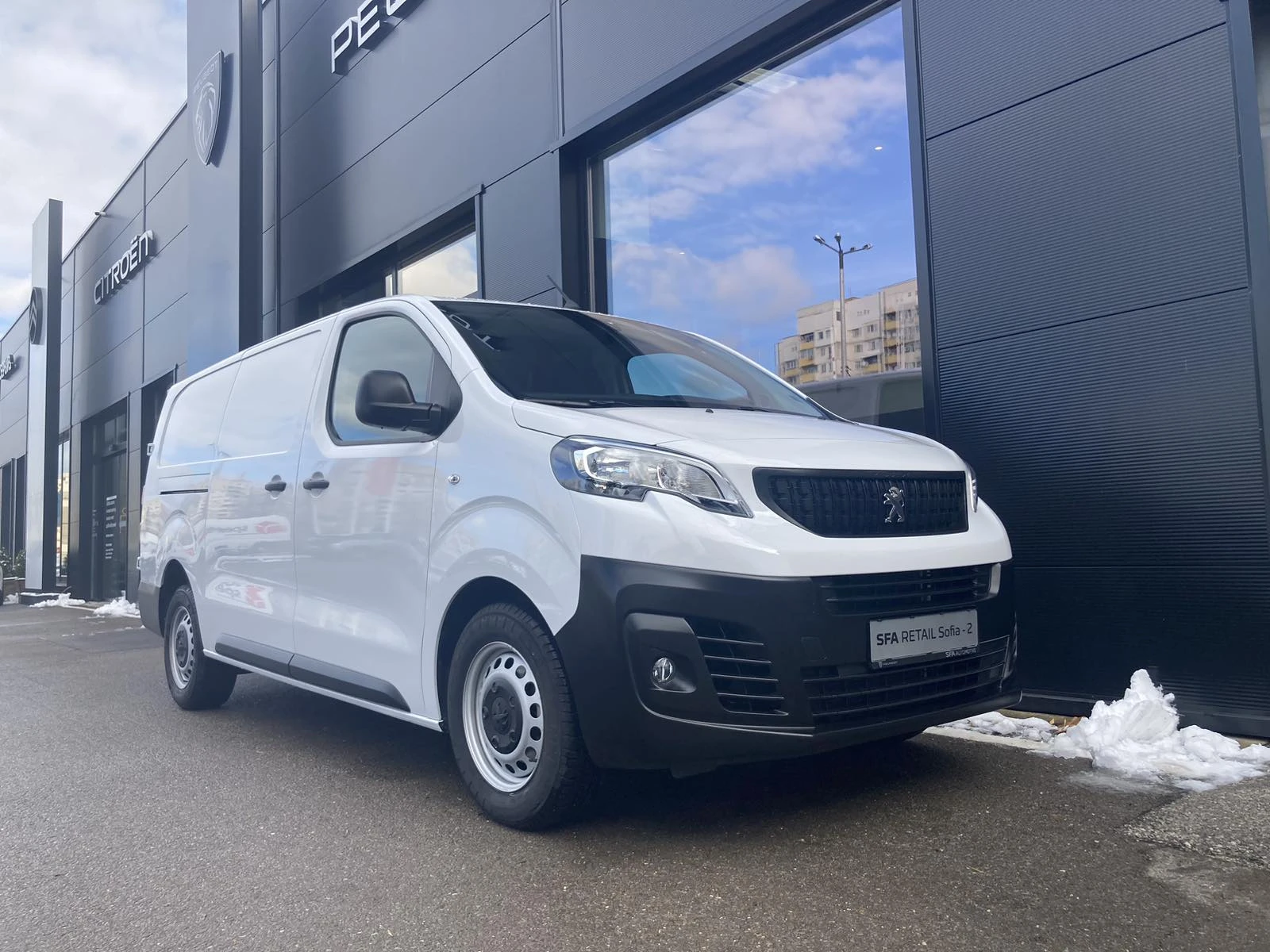 Peugeot Expert Long 2.0 BlueHDi 144 EAT8 E6.4 - изображение 4