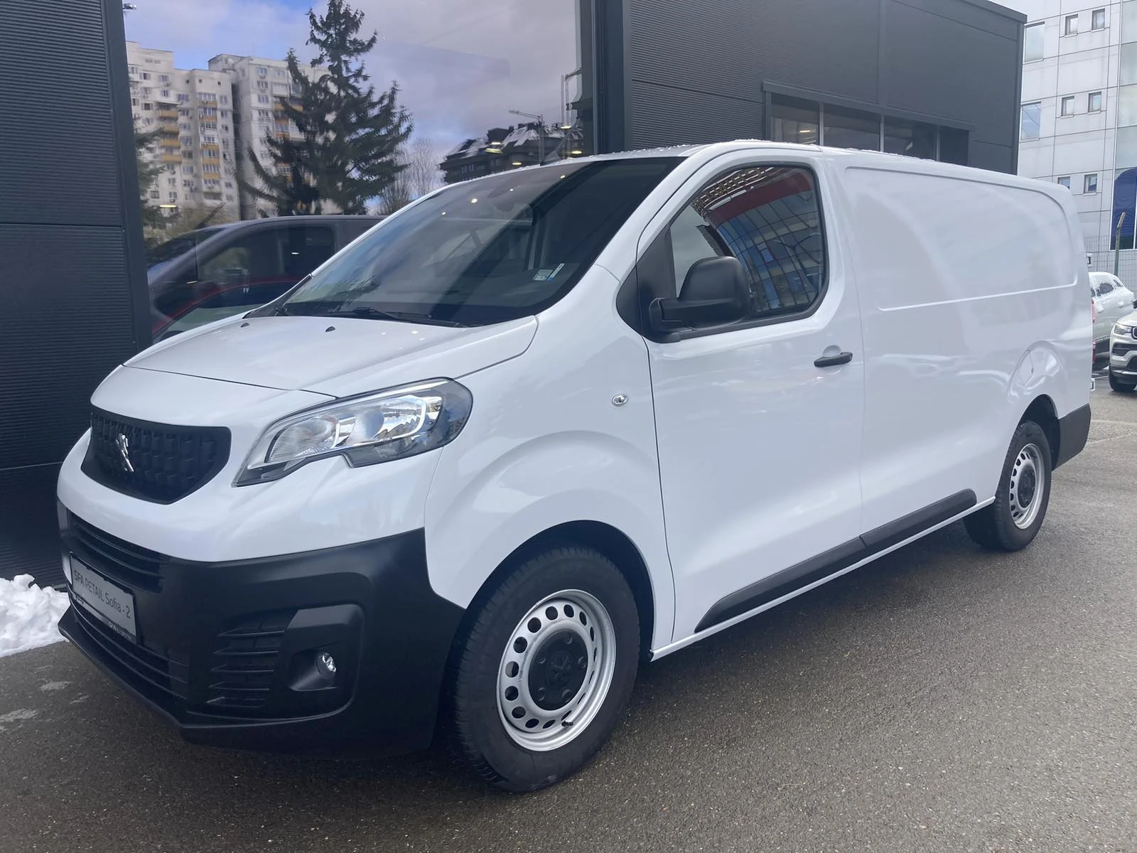 Peugeot Expert Long 2.0 BlueHDi 144 EAT8 E6.4 - изображение 2