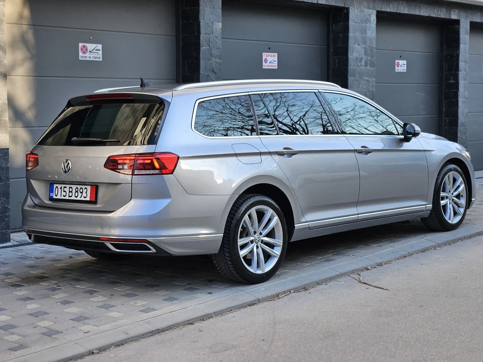VW Passat 2.0TDI190к.с ELEGANCE Дигитал Камера Дист KEYLESS  - изображение 4